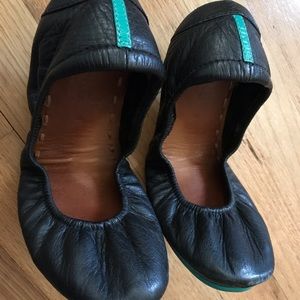 Matte black Tieks